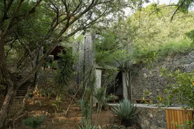 Jardín al aire libre en El Sereno Amatlán, Tepoztlán
