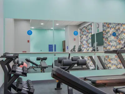 Gimnasio o instalaciones de fitness de Tru By Hilton Puebla Angelopolis