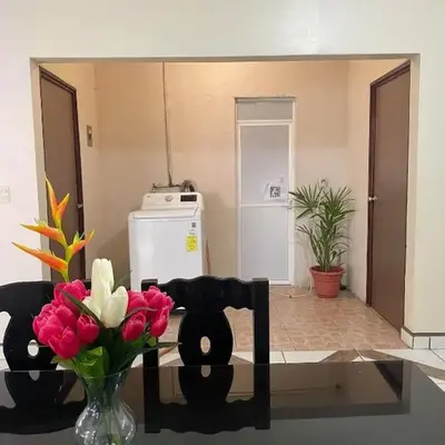 confortable casa de 3 habitaciones con aire acondicionado