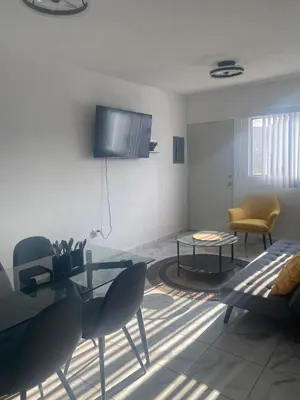 Una televisión o centro de entretenimiento en Departamento Premium en Acapulco
