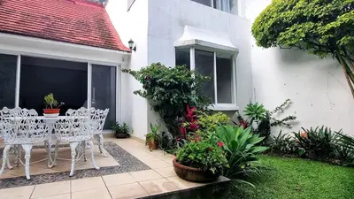 Jardín al aire libre en Casa Jardín del Alma