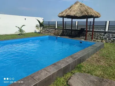 Piscina en o cerca de Casa Playa Eugen beach house with pool