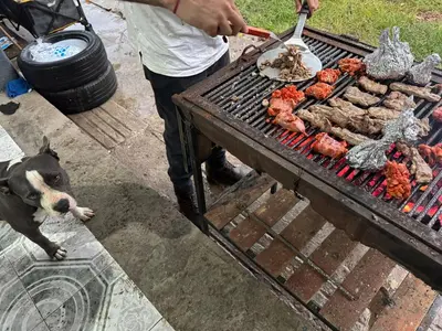 Barbacoa disponible para clientes en la villa