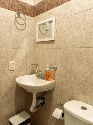 Un baño de Depa II con vista, a 2 min de Santo Domingo
