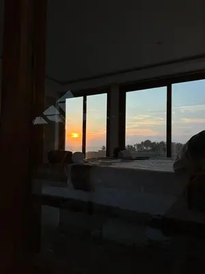 Amanecer o atardecer desde la casa o chalet o alrededores