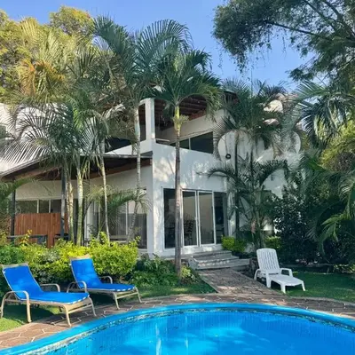 Casa con Alberca y terraza un lugar tranquilo para disfrutar