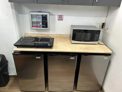 Una cocina o zona de cocina en Habitación con baño privado para 1 persona cerca del ESTADIO AZTECA-BANORTE