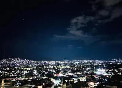 Vista general de Oaxaca de Juárez o vista desde el apartamento