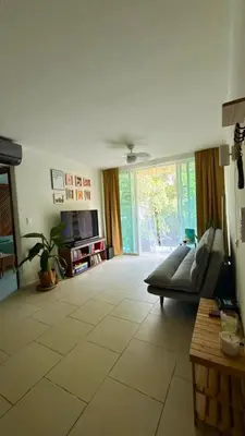 Una televisión o centro de entretenimiento en Satori Depa