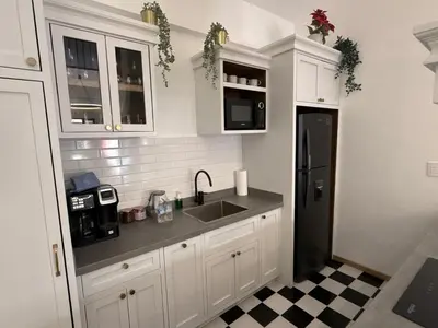 Una cocina o zona de cocina en Adika