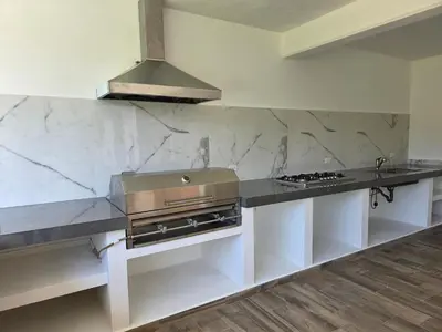 Una cocina o zona de cocina en La Casa Blanca VIP