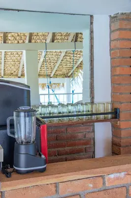 Una cocina o zona de cocina en Casa Wow is a seaside retreat where every morning begins with breathtaking views