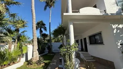 Jardín al aire libre en Punta Teresita Alebrije, inmejorable ubicacion
