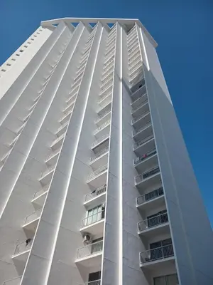 Edificio en el que se encuentra el apartamento