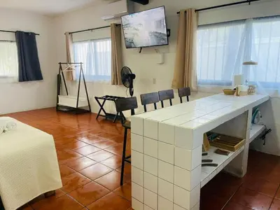 Una televisión o centro de entretenimiento en Punta Teresita Cacao, inmejorable ubicacion