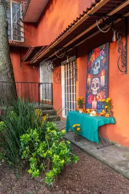 Jardín al aire libre en AVE House
