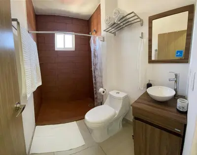 Un baño de Casa con 3 habitaciones Calicata Residencial