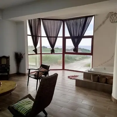 Bello departamento con jacuzzi y vista al mar
