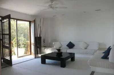 Zona de estar de Espectacular Penthouse con Hermosa Vista
