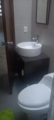 Un baño de La Almazuela