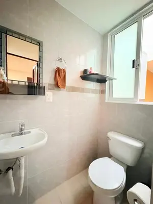 Un baño de Hospedaje La Gardenia
