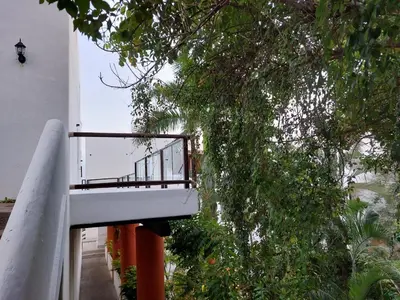 Un balcón o terraza de Lovely Beachfront Apartment-Camino Real Zaachila