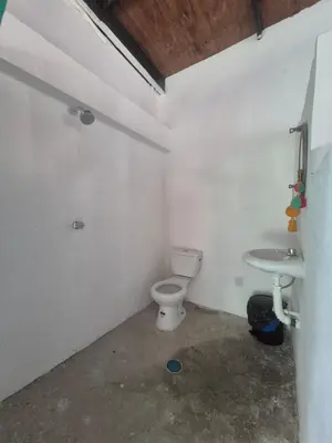 Un baño de Rubí y Antonella