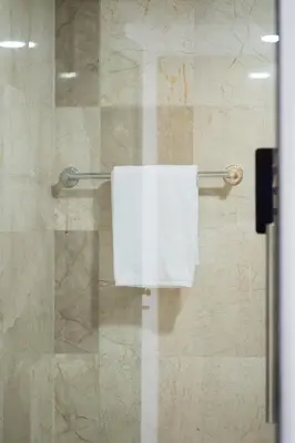 Un baño de Hotel alcazar de luna