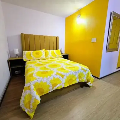 Suite Amarilla Amplia