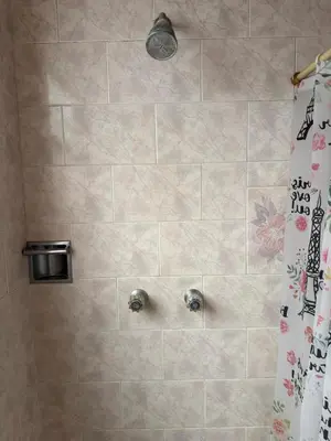 Un baño de Habitación Estadio GNP