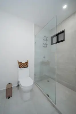 Un baño de Ziba Condos Departamento con terraza