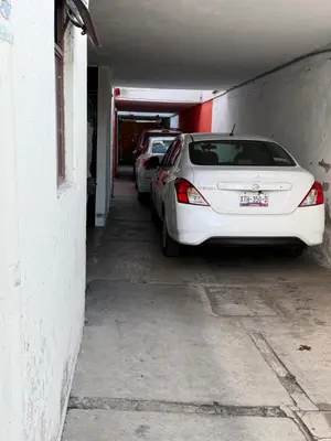 Plano de Casa amplia, cómoda y céntrica