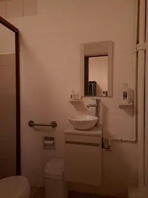 Un baño de Casa Cruz