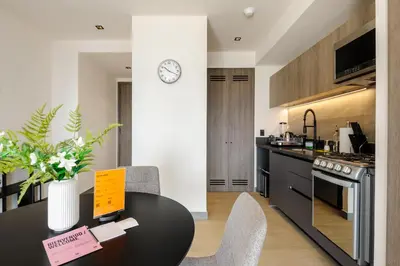 Una cocina o zona de cocina en Modern Living in Be Grand del Valle