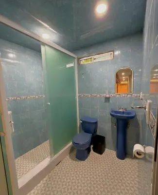 Un baño de GOOOL! Suite privada a solo 2 cuadras del Estadio Banorte
