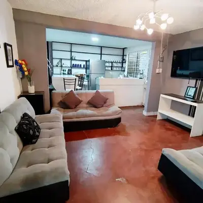 Casa Neza Jardín
