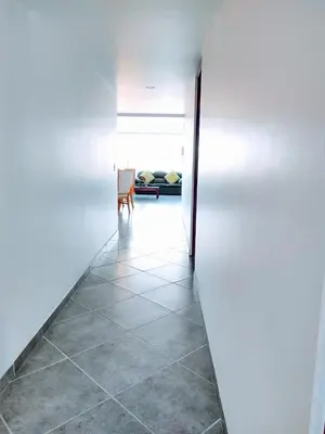 Plano de Amplio departamento