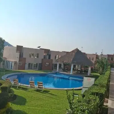 Hermosa casa familiar con terraza comoda