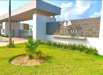 Certificado, premio, señal o documento que está expuesto en Punta Mar Diamante Family House