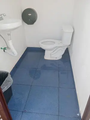 Un baño de Punta Mar Diamante Family House