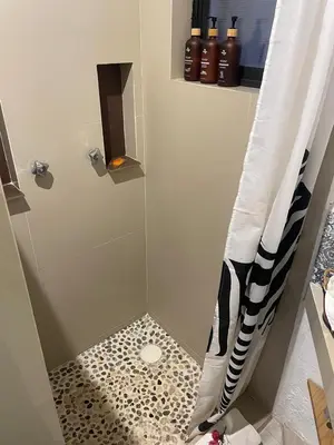 Un baño de Queso de Luna ALOJAMIENTO