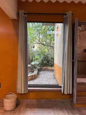 Jardín al aire libre en El Bungalow de Juana