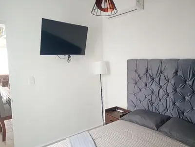 Una televisión o centro de entretenimiento en Casa Vera