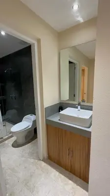 Un baño de Condo hotel en playa Bonfil a 300 m de la playa