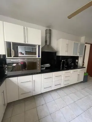 Una cocina o zona de cocina en Departamento en Real Diamante
