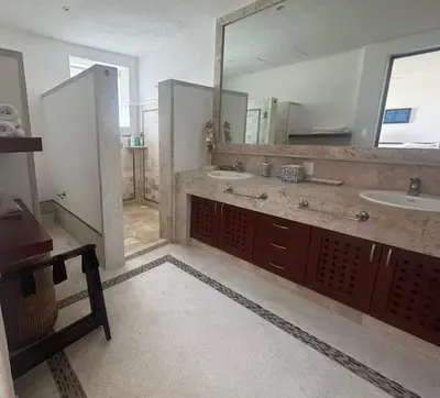 Un baño de Departamento en Real Diamante