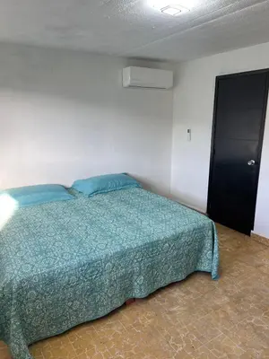 Cama o camas de una habitación en Compact downtown apartment