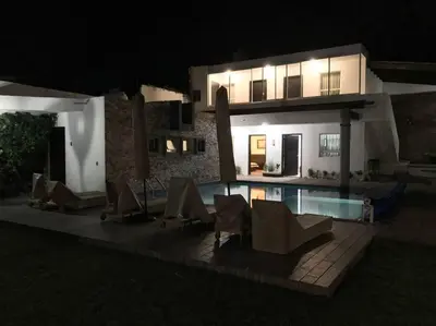 Piscina en o cerca de La casa flores