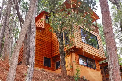 Edificio en el que se encuentra el chalet de montaña