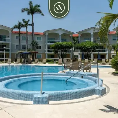 2BR Condo in Acapulco with Private Patio - Pool